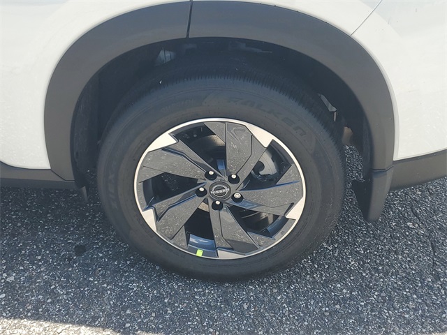 2026 Nissan Rogue SV photo 4