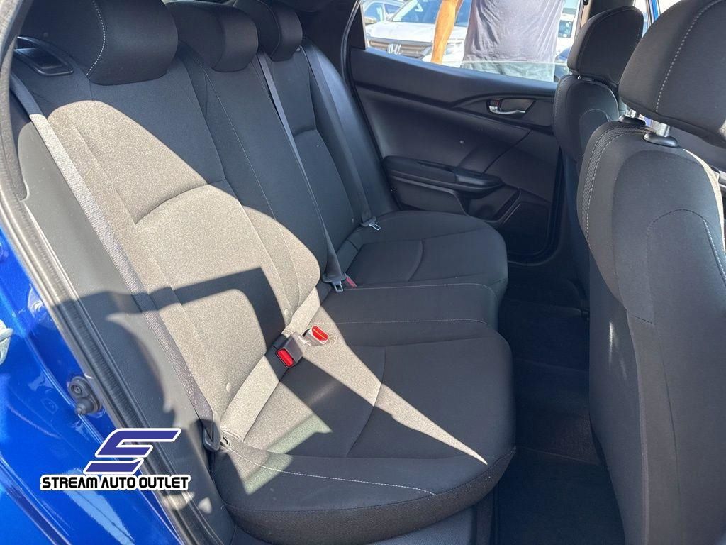 2018 Honda Civic Sport photo 24