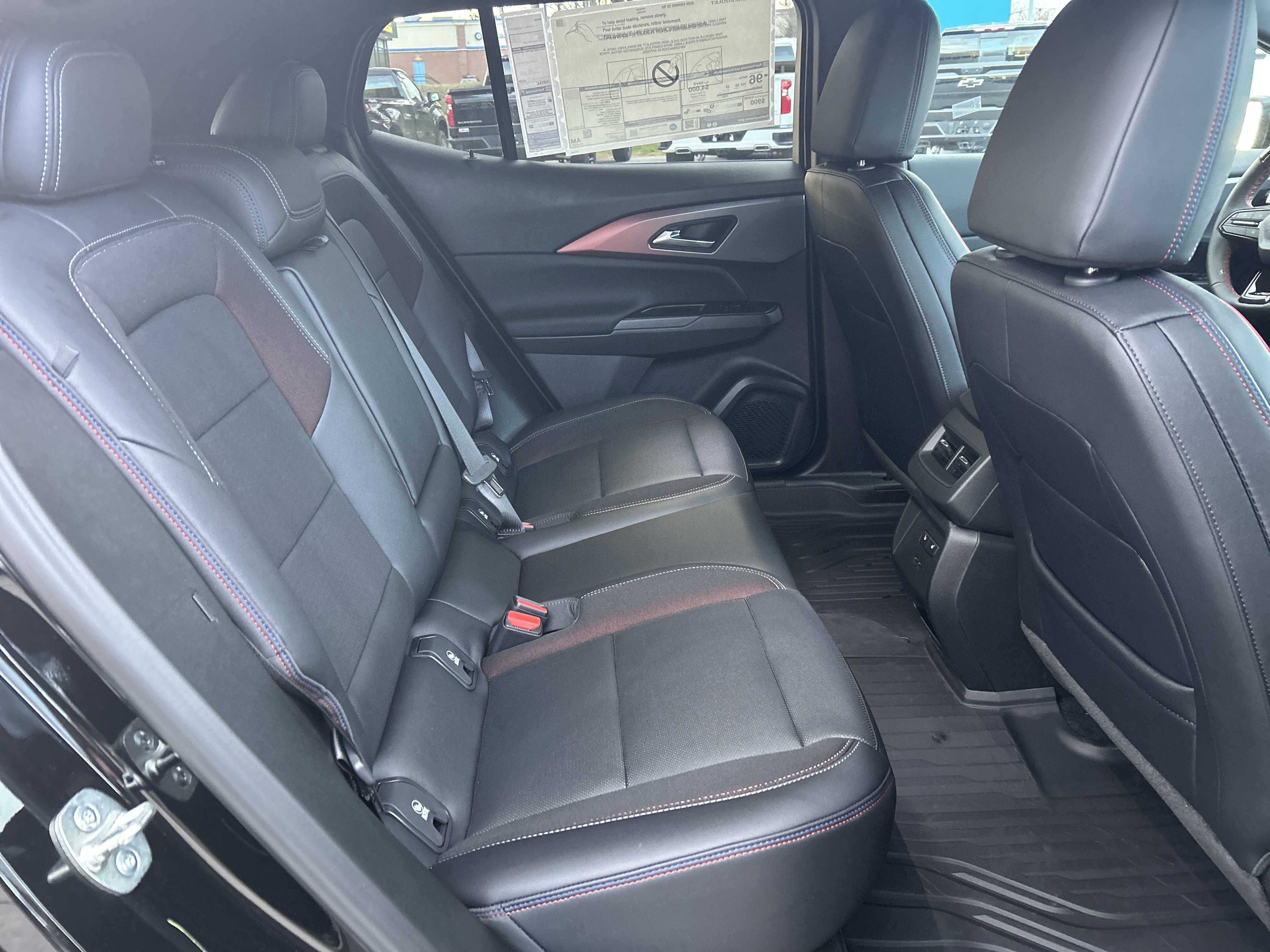 2026 Chevrolet Equinox EV 3RS photo 3