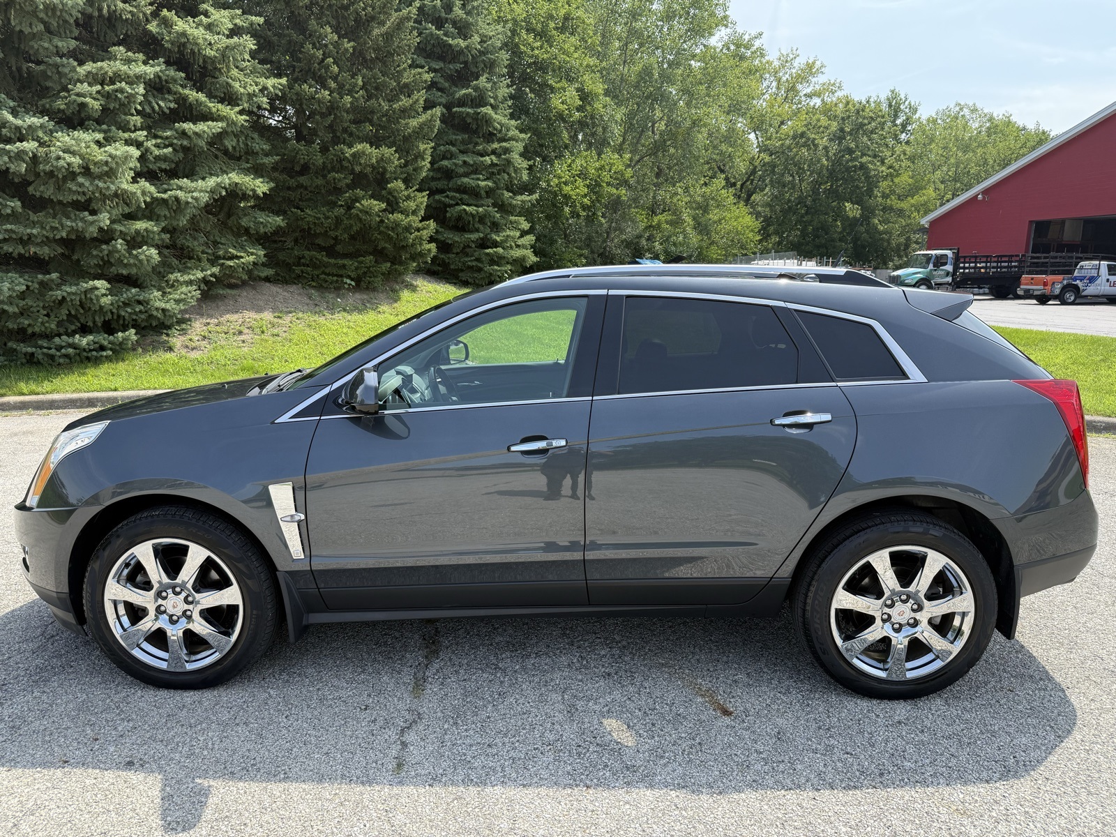 2012 Cadillac SRX Performance photo 2