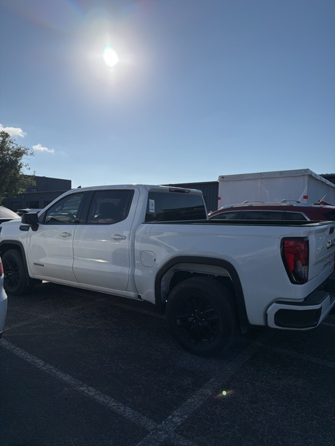 2023 GMC Sierra 1500 Elevation's photo