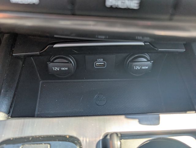 2019 Genesis G80 3.8 photo 28