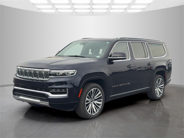 2023 Jeep Wagoneer L Series III photo 3