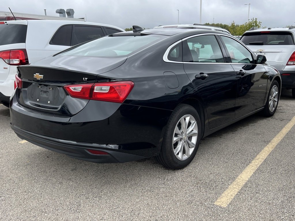 2023 Chevrolet Malibu 1LT photo 3