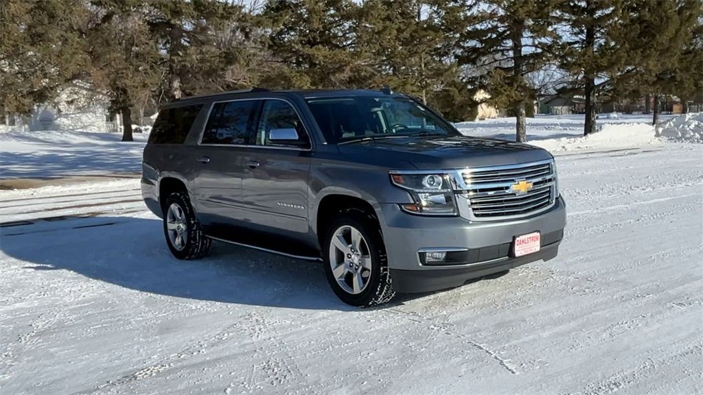 Used 2020 Chevrolet Suburban Premier with VIN 1GNSKJKC3LR229666 for sale in Oslo, Minnesota