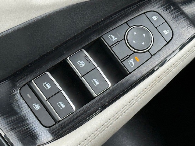 2023 Nissan Rogue SL photo 30