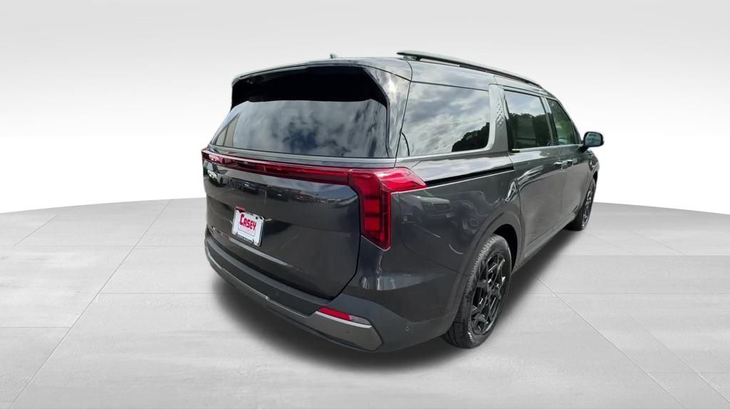 2026 Kia Carnival SX photo 6