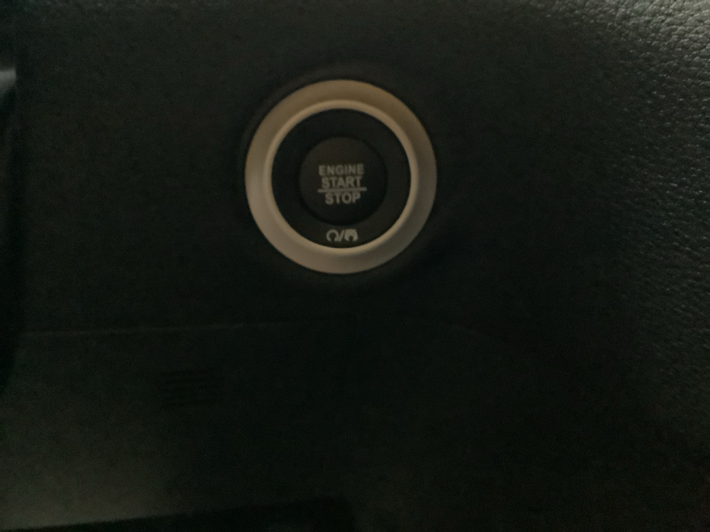 2026 Chrysler Pacifica photo 16
