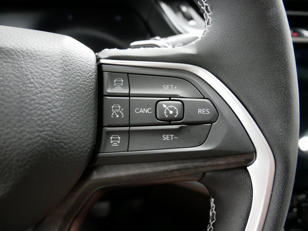 2025 Jeep Grand Cherokee Limited photo 19