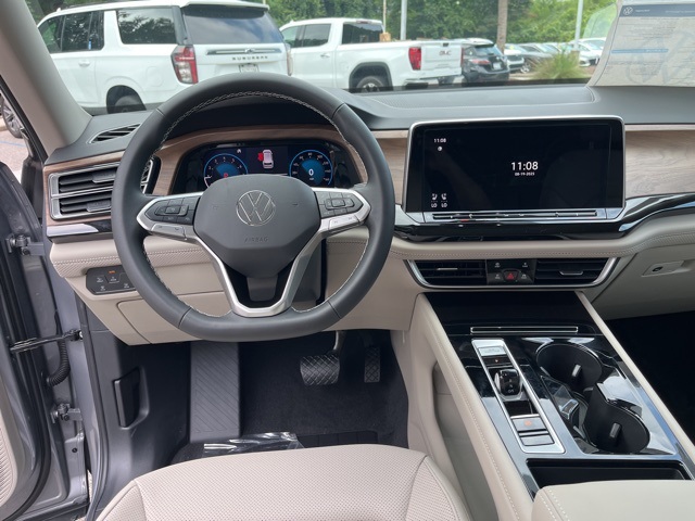 2026 Volkswagen Atlas SE Technology photo 17