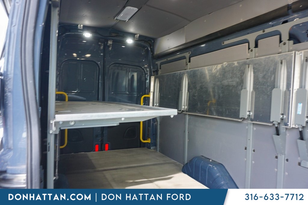 2020 Ford Transit photo 18