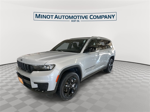 2025 Jeep Grand Cherokee Altitude X photo 4