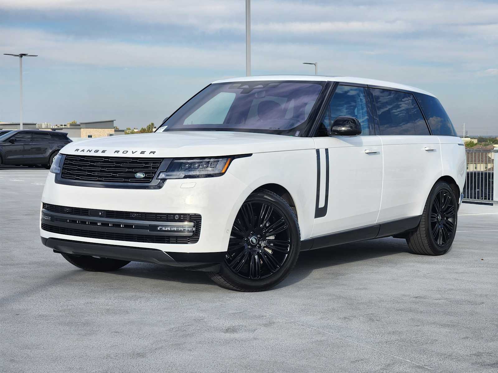 2023 Land Rover Range Rover SE