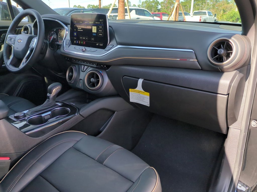 2025 Chevrolet Blazer Premier photo 28
