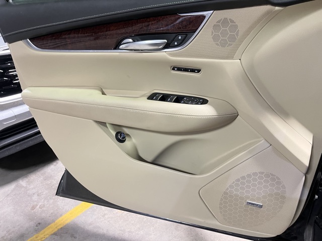 2018 Cadillac XT5 Luxury photo 17