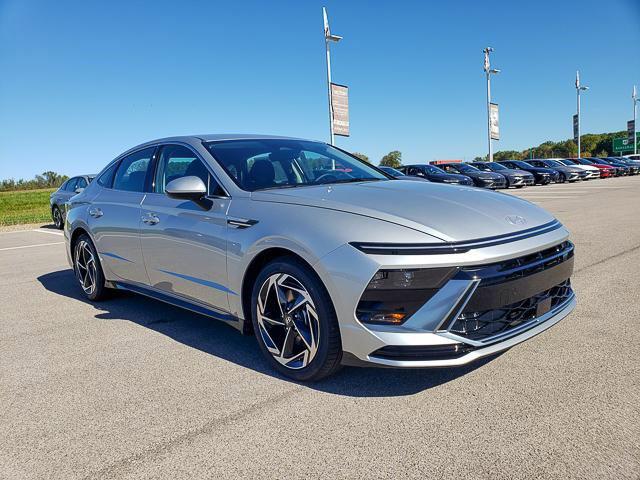 2026 Hyundai Sonata SEL Sport photo 3