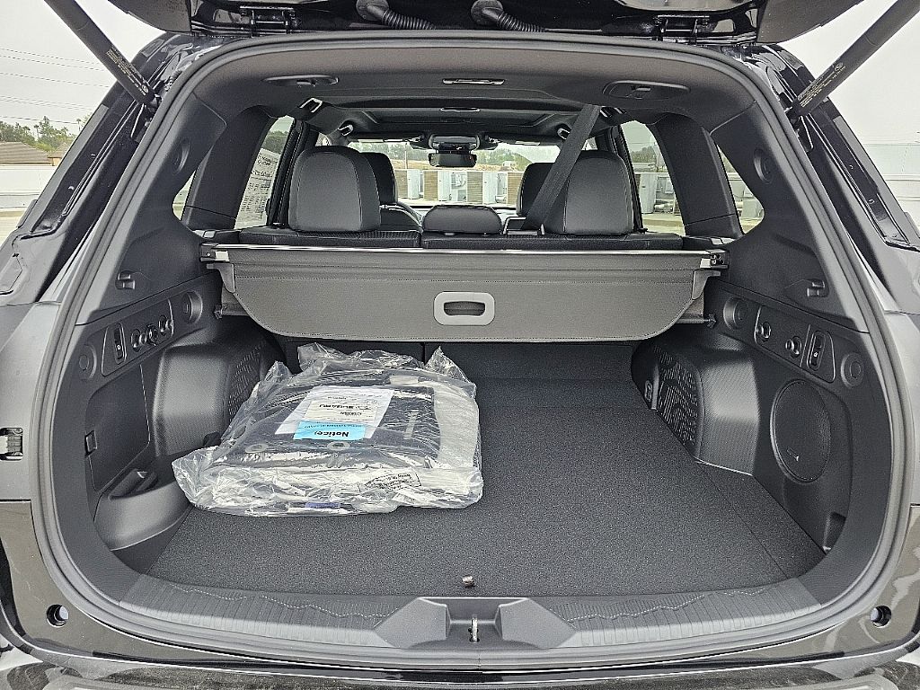 2025 Subaru Forester Limited photo 8