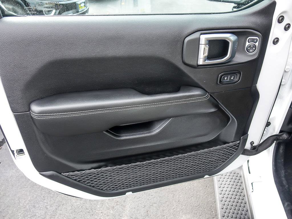 2021 JEEP WRANGLER - Image 24