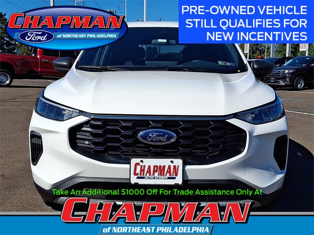 2025 Ford Escape ST-Line photo 2