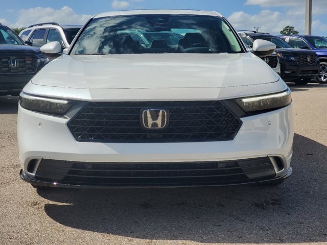 2025 Honda Accord Hybrid Touring photo 3