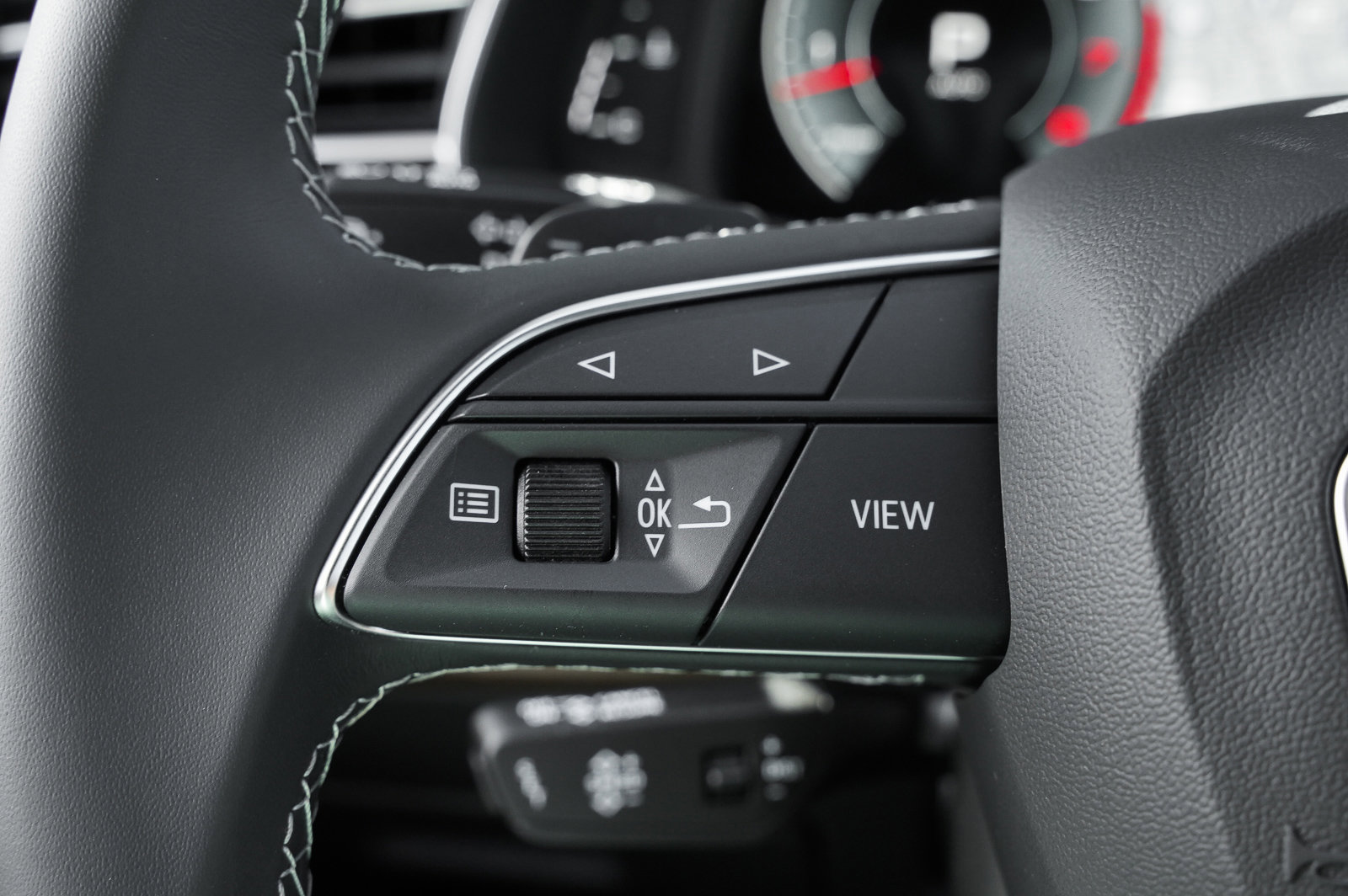 2025 Audi Q7 55 Premium Plus photo 13