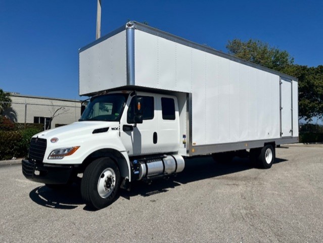 洋書 INTERNATIONAL TRUCKS New 2026 INTERNATIONAL MV607 SBA 4X2 Grapple for Sale