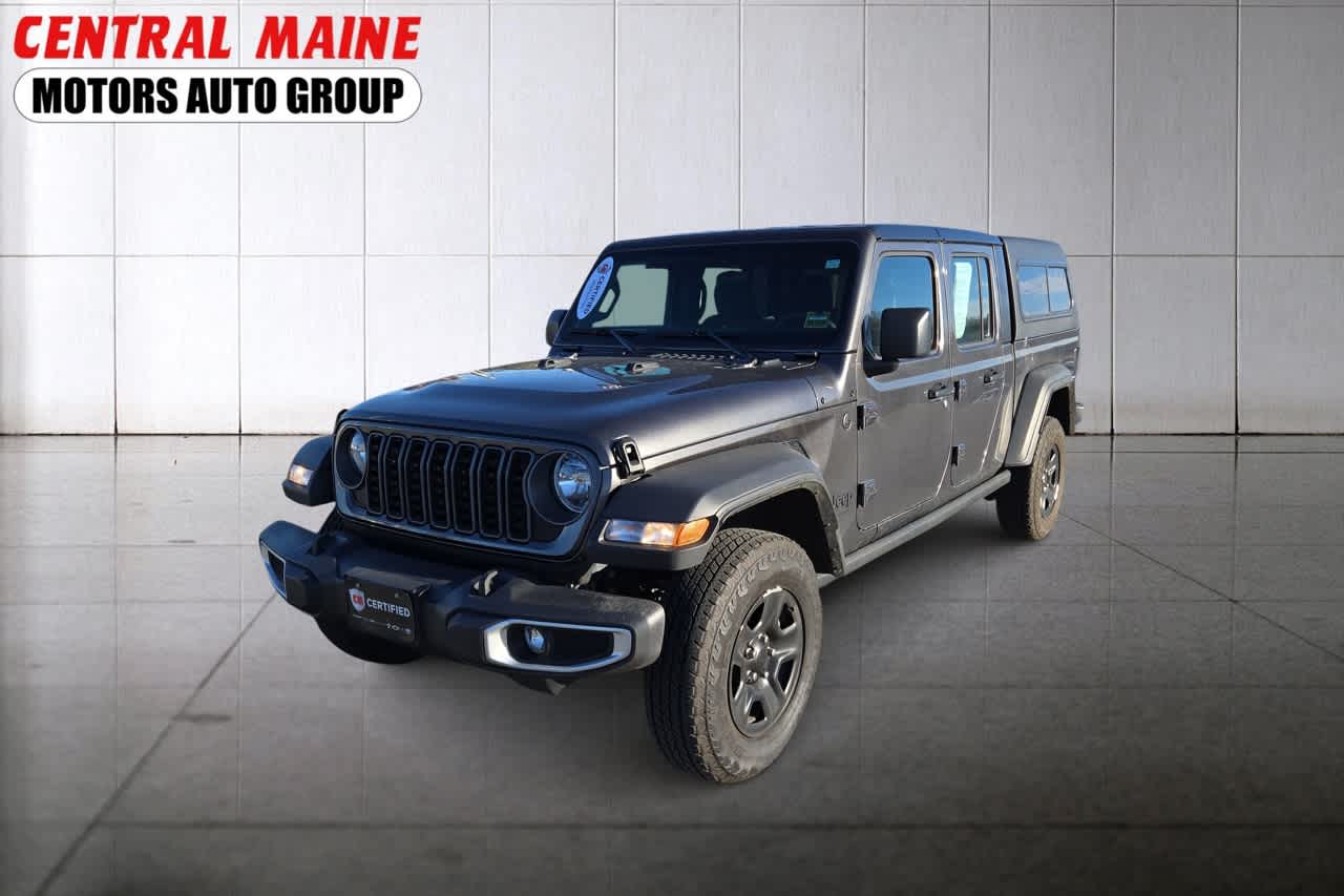 2024 Jeep Gladiator Sport's photo