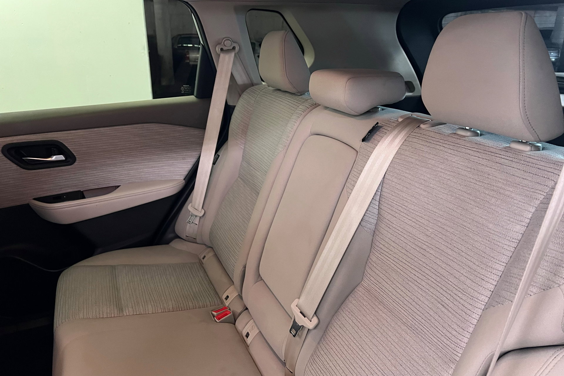 2023 Nissan Rogue SV photo 19