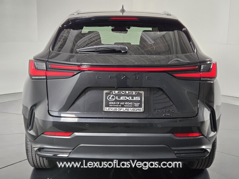 2026 Lexus NX 350 Premium photo 4