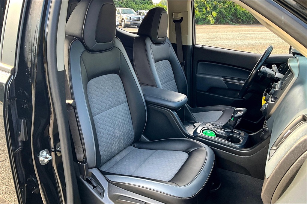 2022 Chevrolet Colorado Z71 photo 28