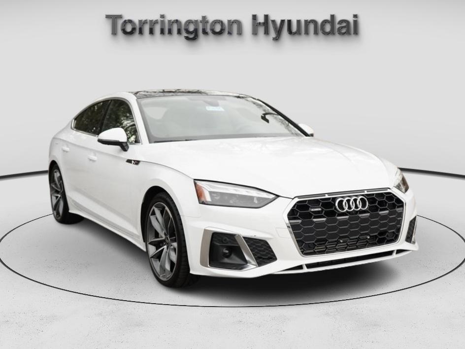 2017 Jeep Wrangler Unlimited Sport S's photo