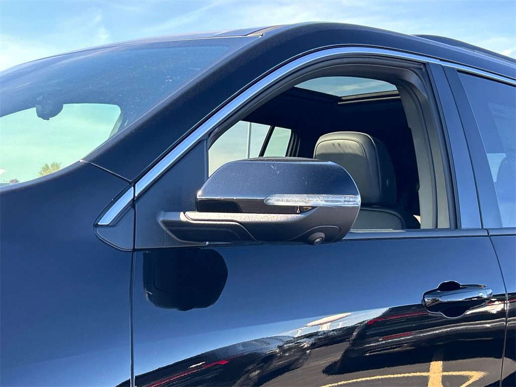 2026 GMC ACADIA - Image 11