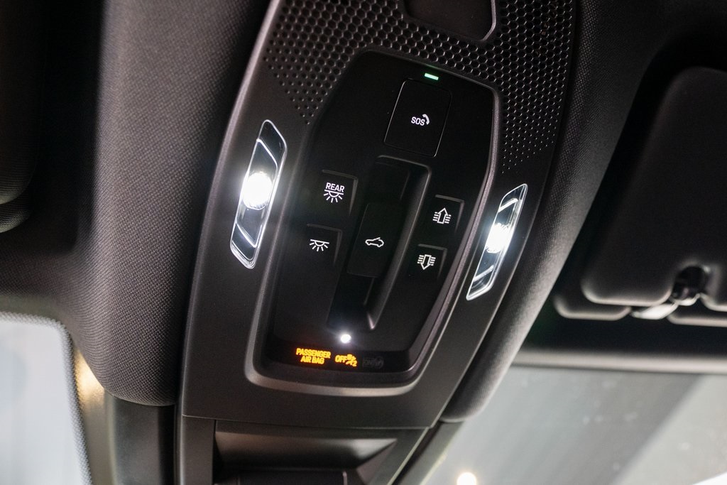2025 Porsche Cayenne photo 26