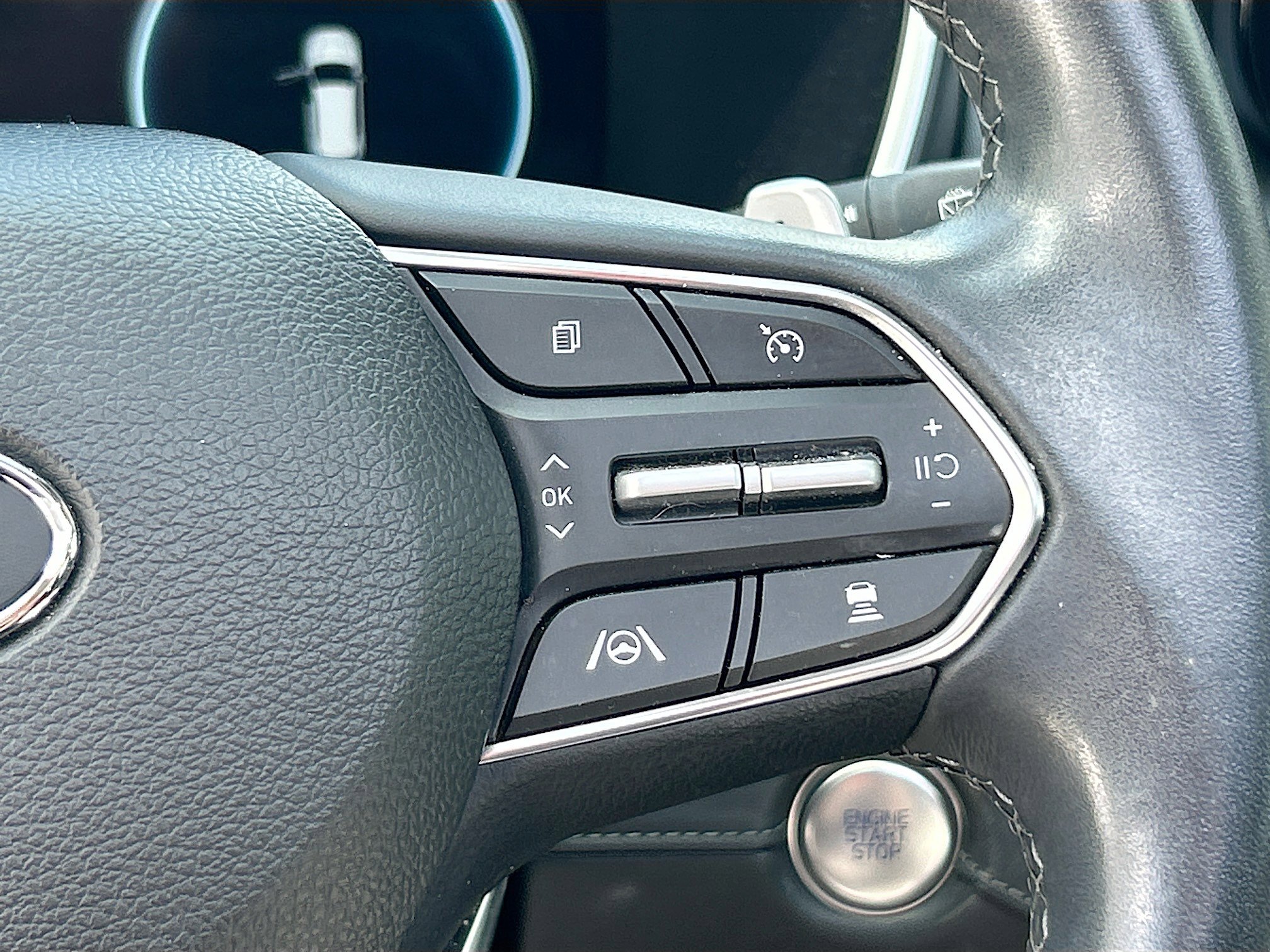 2023 Hyundai Santa Fe SEL Premium photo 29