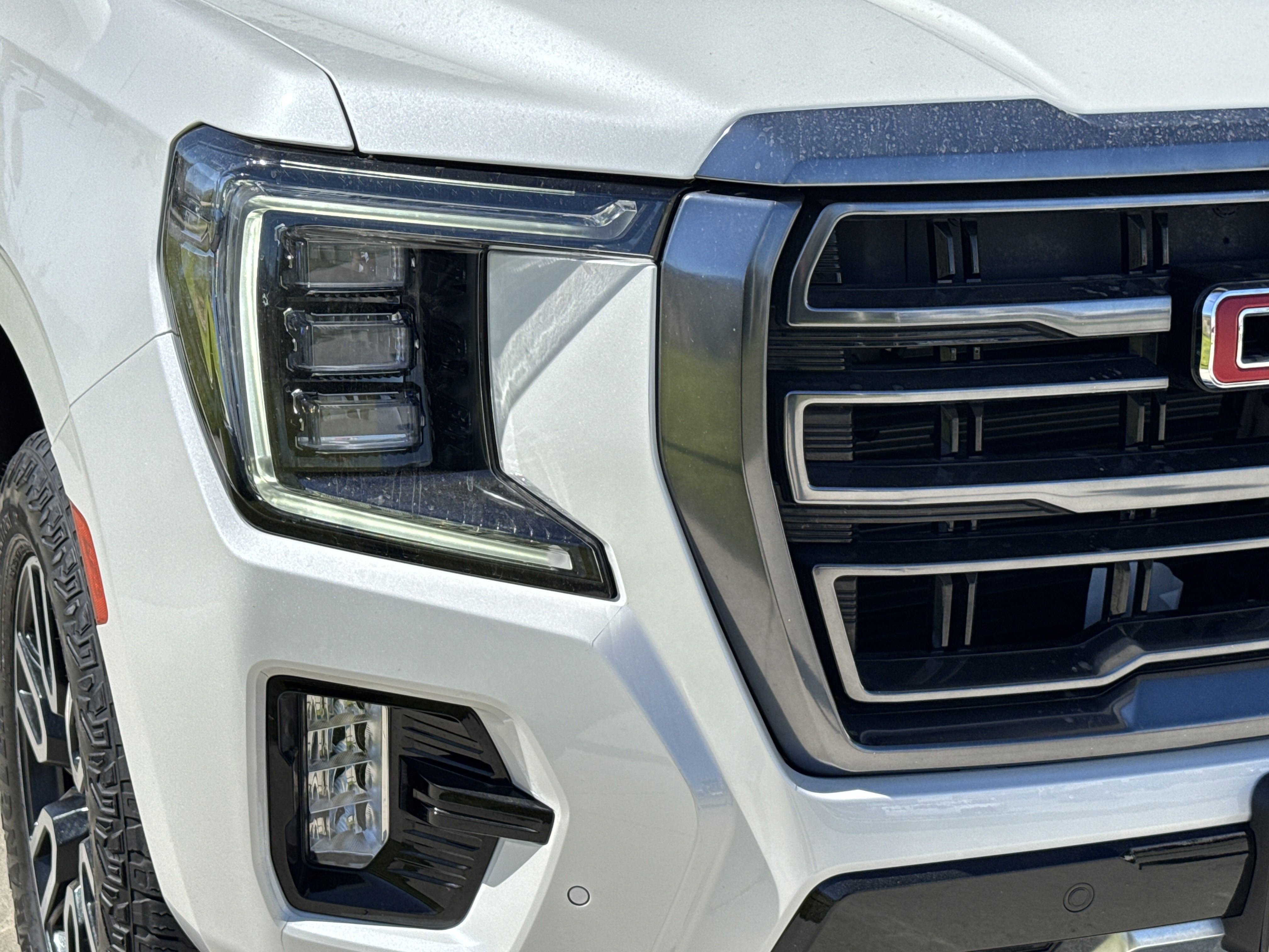 2024 Gmc Yukon AT4 photo 6