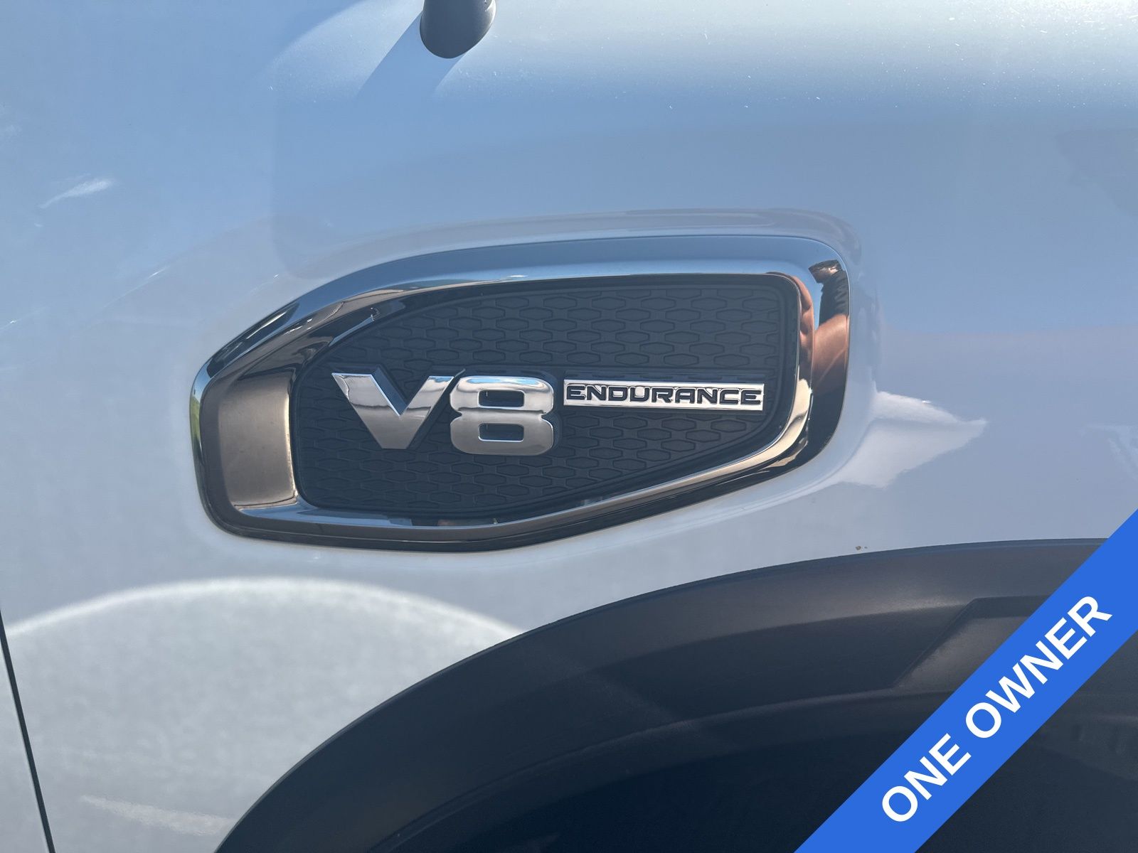 2021 Nissan Titan PRO-4X photo 2