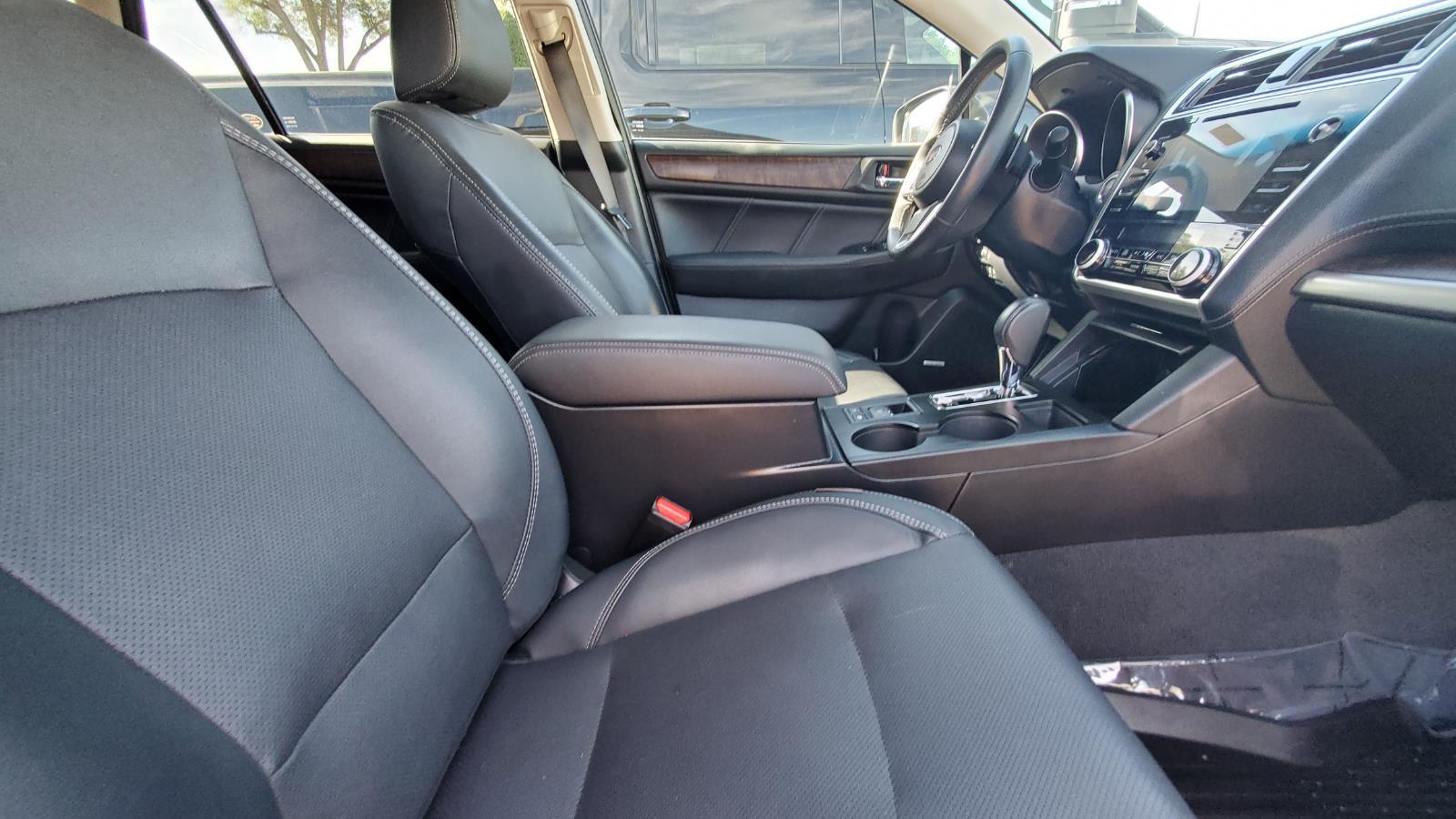 2019 Subaru Outback Limited photo 4