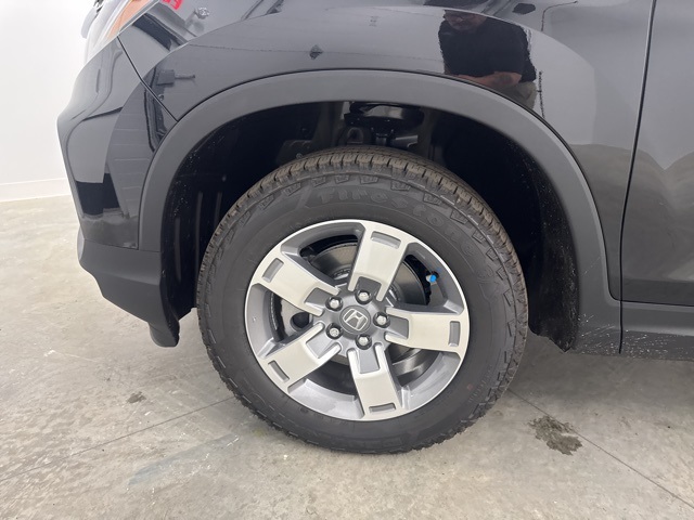 2025 Honda Ridgeline RTL photo 9