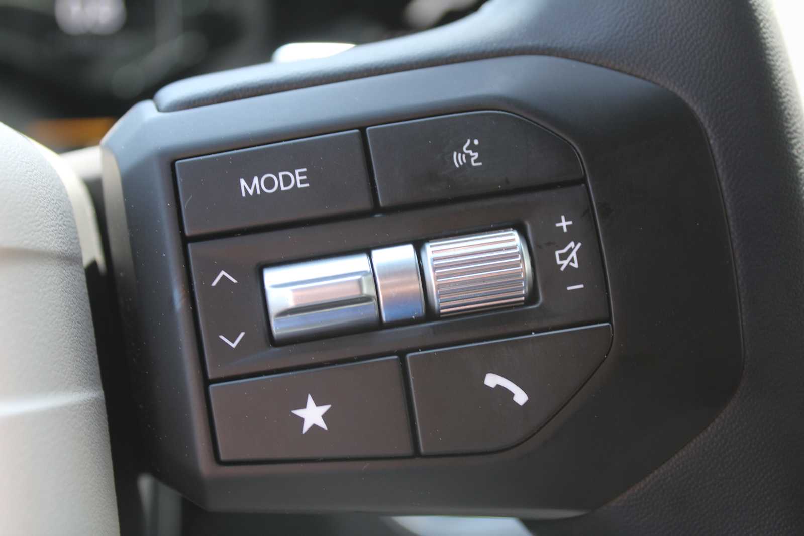 2025 Kia K4 GT-Line photo 26