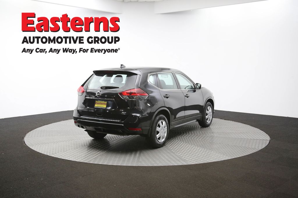 2018 Nissan Rogue S photo 25