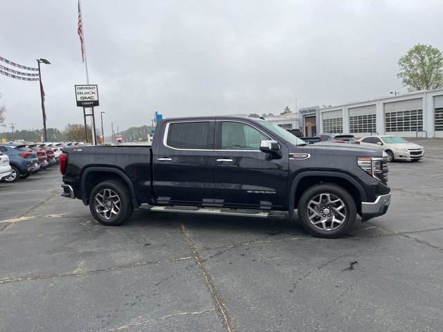 2022 Gmc Sierra 1500 SLT photo 2