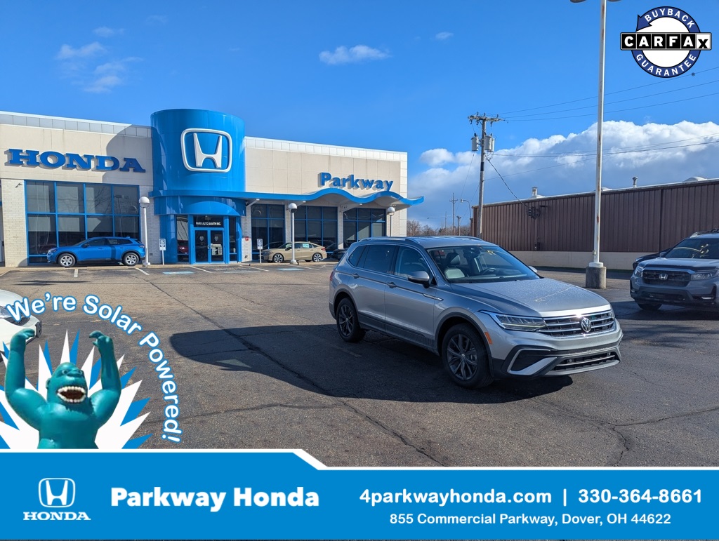 2022 Volkswagen Tiguan SE's photo