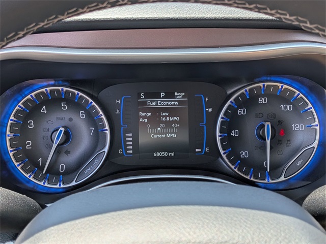 2023 Chrysler Voyager LX photo 12