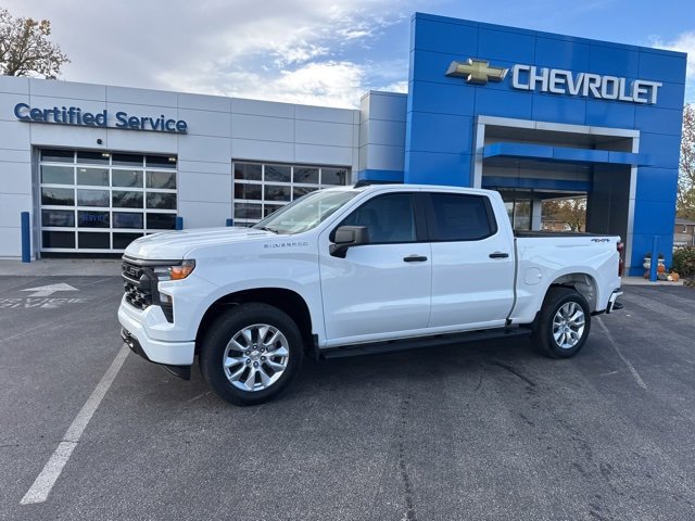 2026 Chevrolet Silverado 1500 Custom photo 3