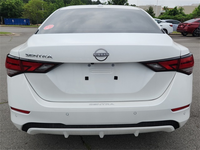2025 Nissan Sentra SV photo 4
