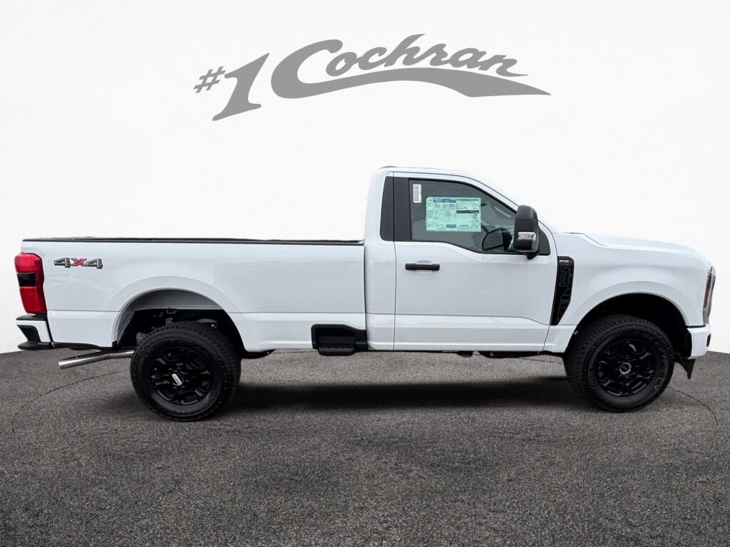 2025 Ford F-350 XL photo 7