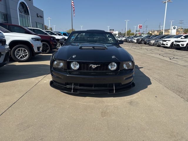 2005 Ford Mustang GT Premium photo 4