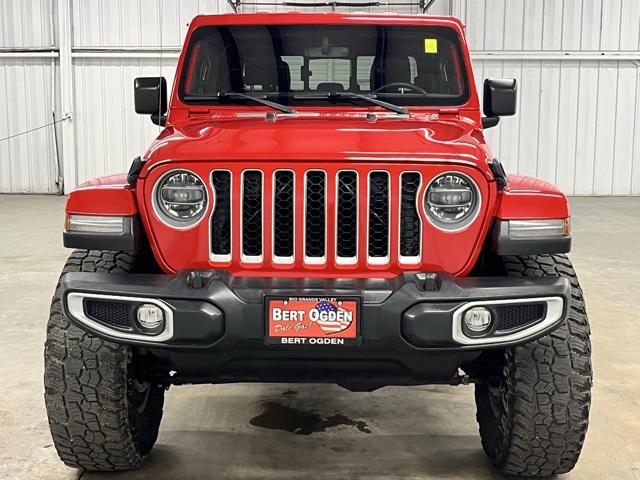 2022 Jeep Gladiator Overland photo 2