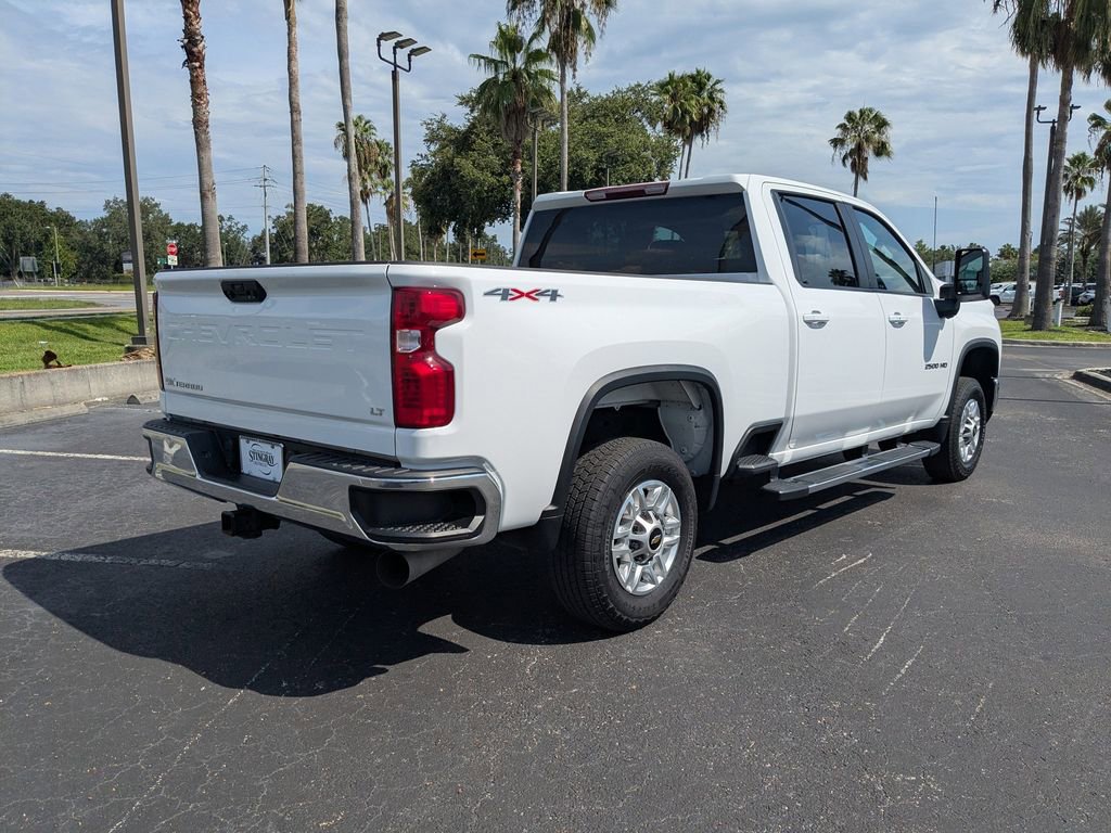 2024 Chevrolet Silverado 2500HD LT photo 3