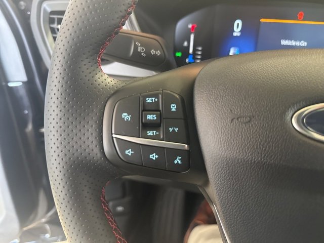 2024 Ford Escape ST-Line photo 17
